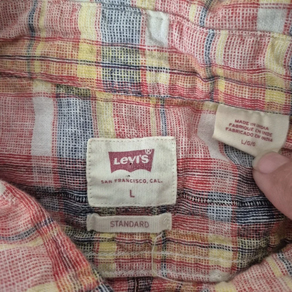 Levi's Shirt Mens Large‎ Red Plaid Cotton Linen Blend Short Sleeve Button Up